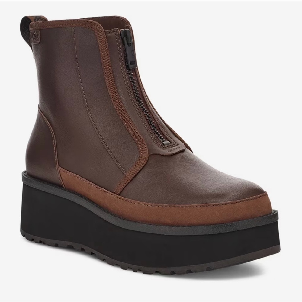 UGG Brown Platform Ankle Boot with Black Sole Size 8.5